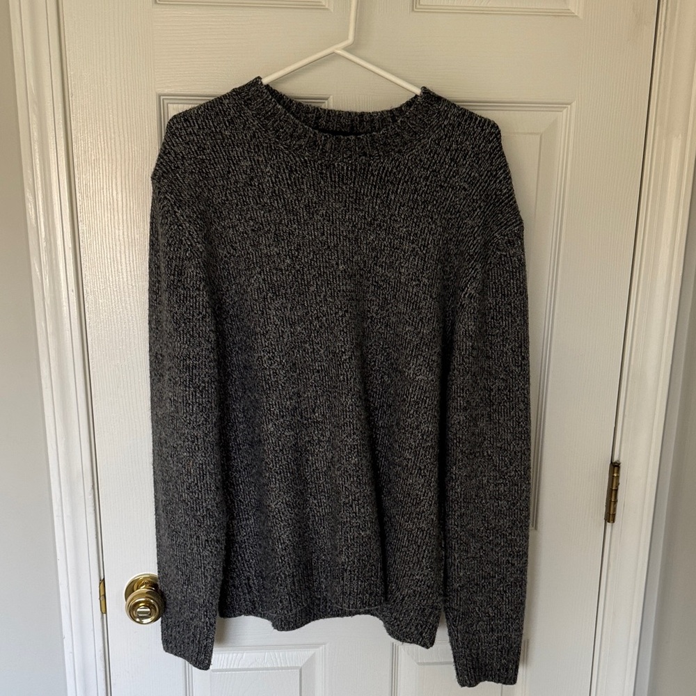 Men's Gray Sweater